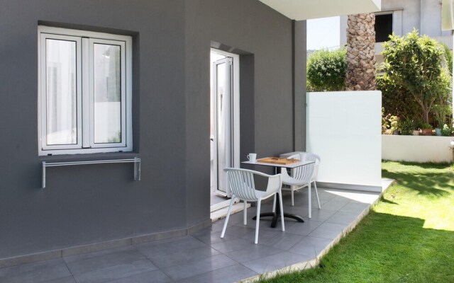 Villa Ria Apartments & Suites