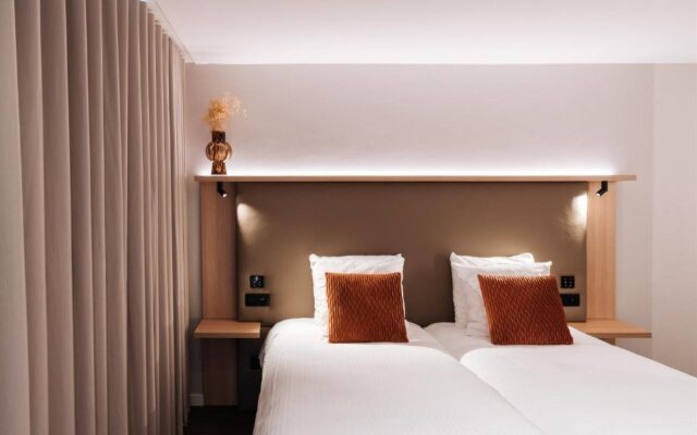 The CORNR Hotel