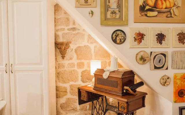 Bramasole Apartments