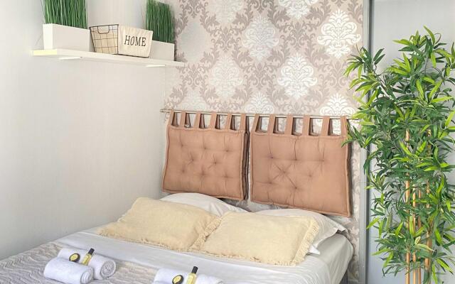 827 - Champ de Mars - Appartement parisien