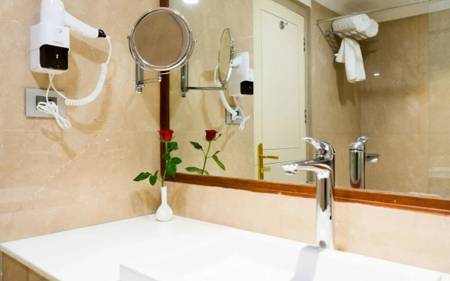 Gemini Continental Lucknow