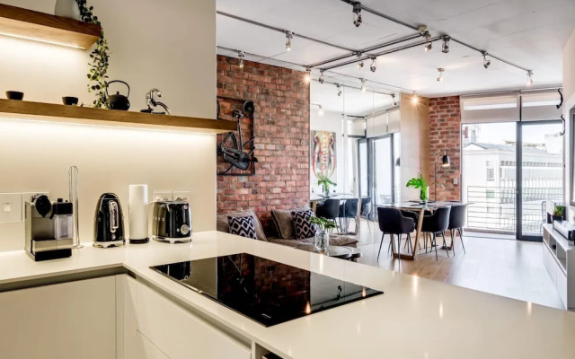 702 Metropolitan in Cape Town