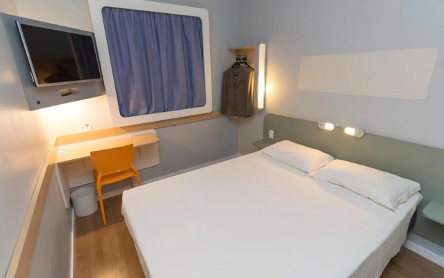 ibis budget Blumenau