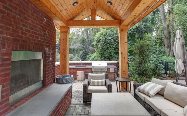 2 bedroom, Queens Road