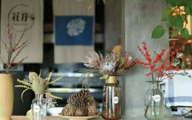 the Floral Lab