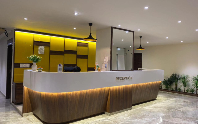 OYO 16604 Hotel Sparsh Inn