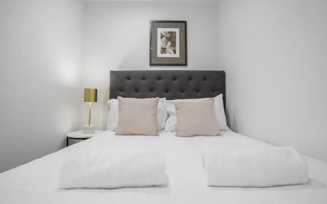 City Living At Best Location In Melbourne