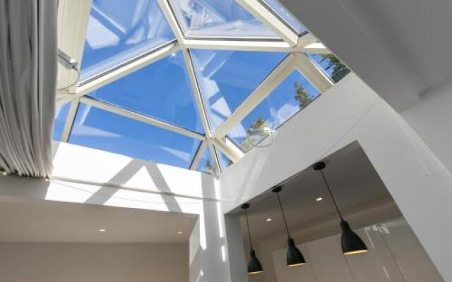 Niclas Luxury Apartments