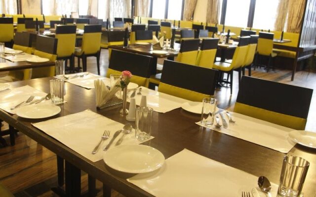 Hotel Vijoya International