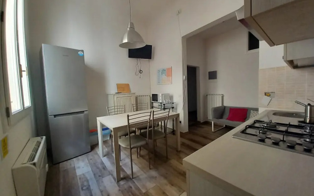 Cavour 46 Second in Firenze