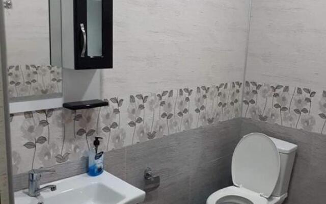 farnavaz mefe Street N108