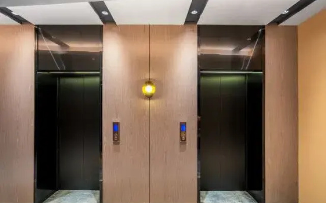 Ibis Styles Hotel (Turpan North Station Square)