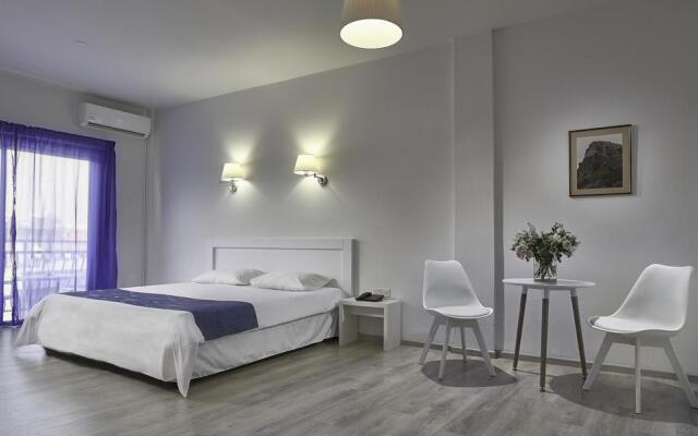 Mikes Kanarium Hotel