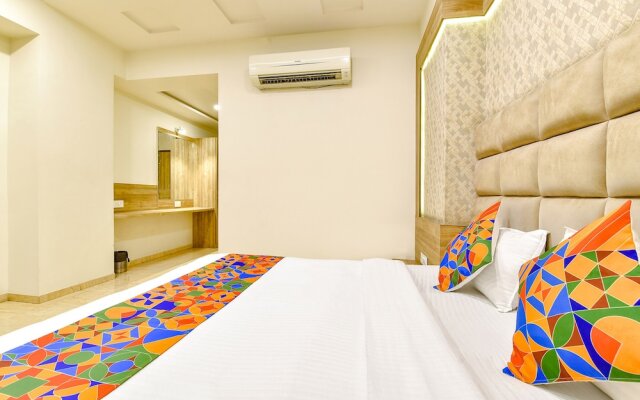 Fabhotel Hill Park