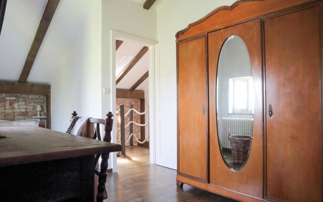 Stunning Home in Liznjan With Sauna, Wifi and 4 Bedrooms