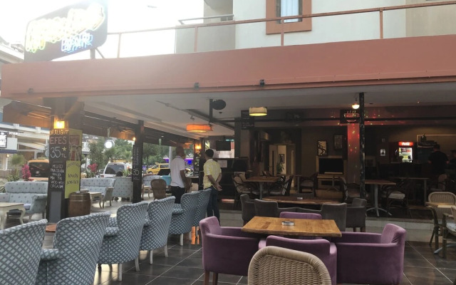 Green Mar Hotel