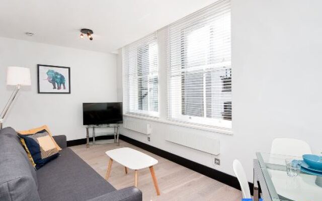 Heinze Flat 402 - One Bedroom Fourth Floor Flat by City Living London