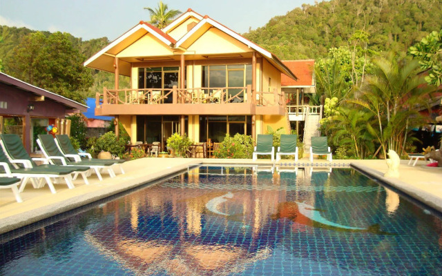 Lanta Garden Home