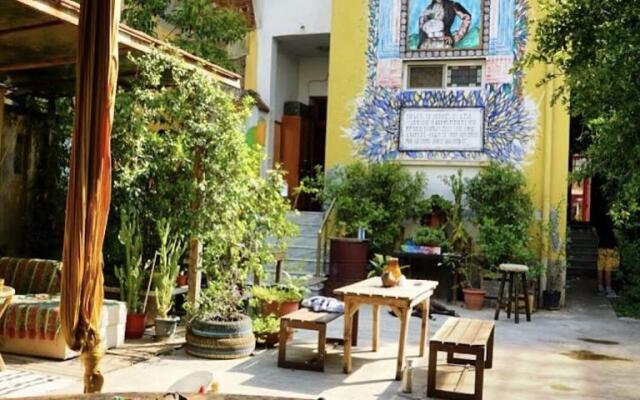 Tirana Backpacker Hostel