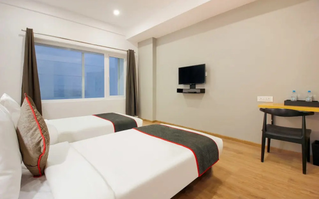 Oyo Townhouse 151 H Square