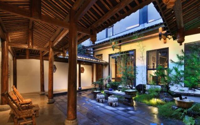 Yinyue Hanshe Homestay (Yucai Campus, Guangxi Normal University)