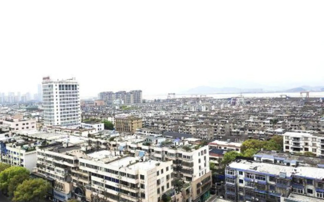 New Yuanding Business Hotel