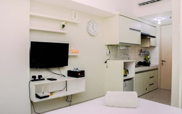 Relax Studio Apartment @ Springlake Summarecon Bekasi