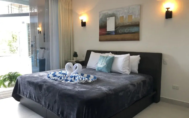 Vista Ocean Suites
