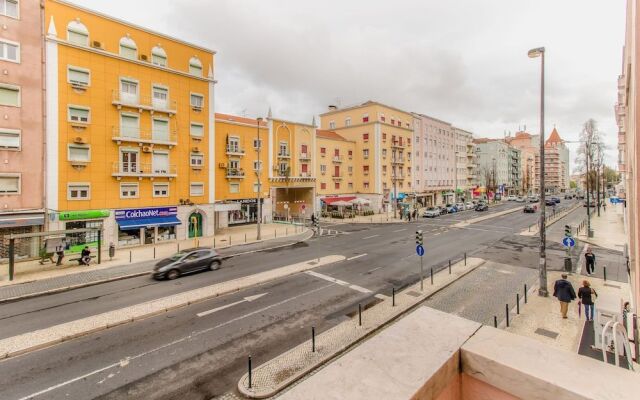 Lisbon Stay at Roma Boulevard Apartment