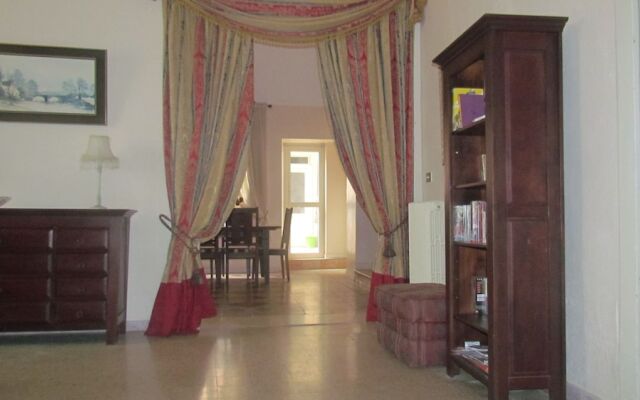 Lovely Spacious Apartment Loreto Aprutino