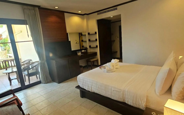 Thai House Beach Resort