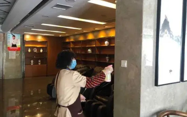 Zhongxiang Hotel (Jiashan Xitang Branch)