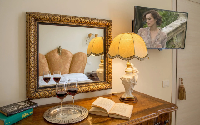 Roma Central Guest House