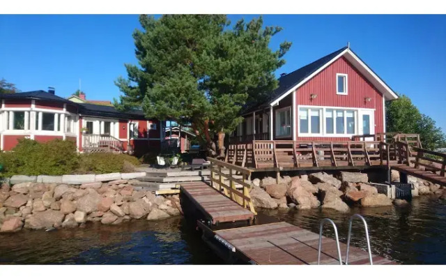 Rantakari Cottage