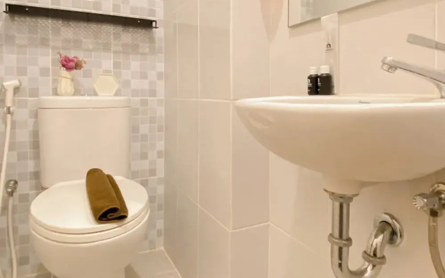 Nice Comfort Studio At Tokyo Riverside Pik 2 Apartment