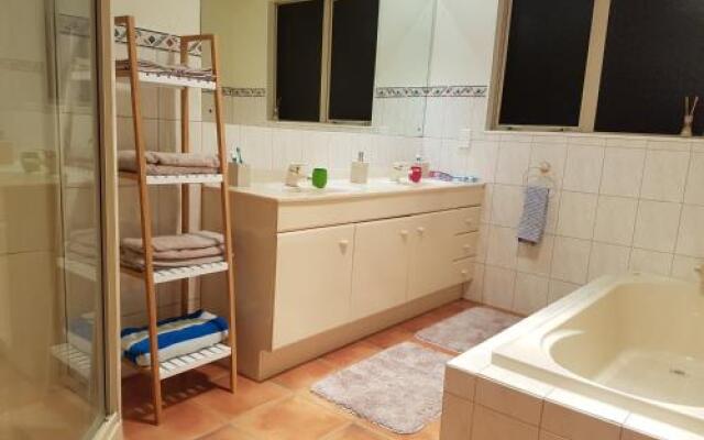 Makepeace Place Homestay