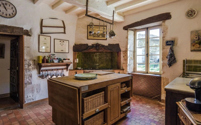 Ritzy Mansion in Sourzac With Tennis Court, Pool & Gym