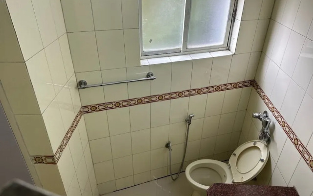 Hotel Preethi Palace