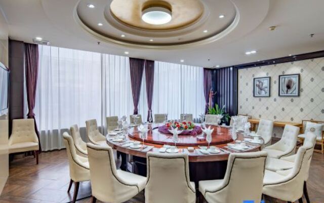 Hua Nian Hotel