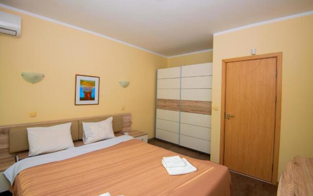 Апартаменты Еви 2