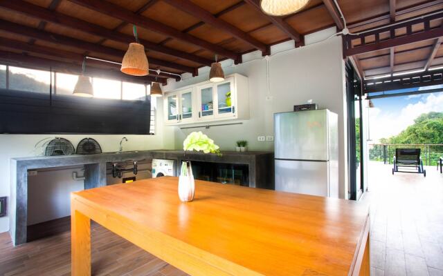 Luxury Pool Villa Kamala