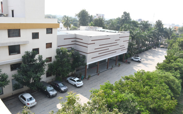 Hotel Pushpak Resort