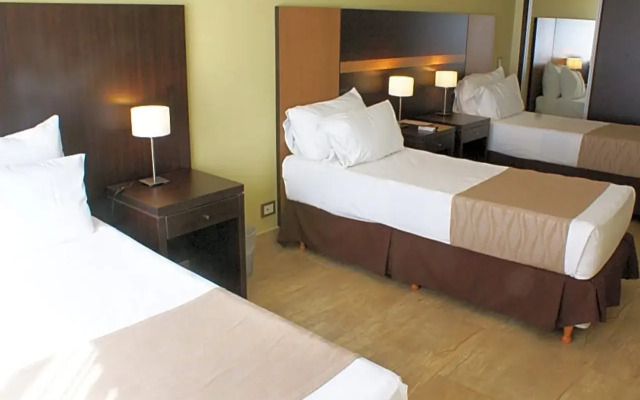 Pirayu Hotel & Resort