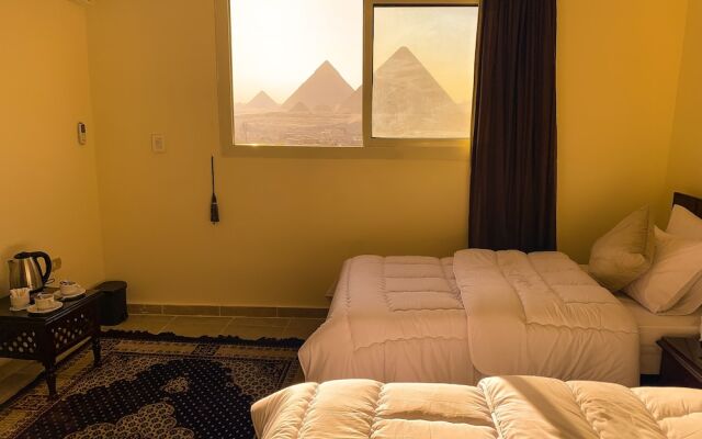 9 Pyramids Inn