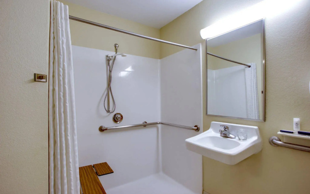 Homewood Suites by Hilton Raleigh - Crabtree Valley