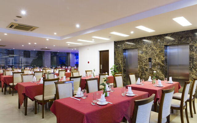 Starlet Hotel