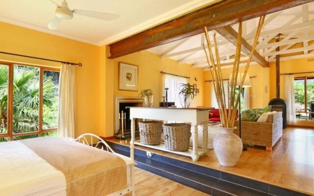 Apricot Gardens Guesthouse