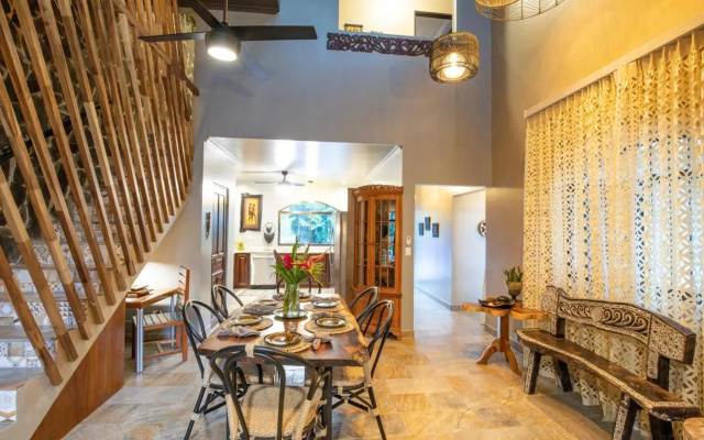 3BR Casa Palmeras near Quepos large private pool