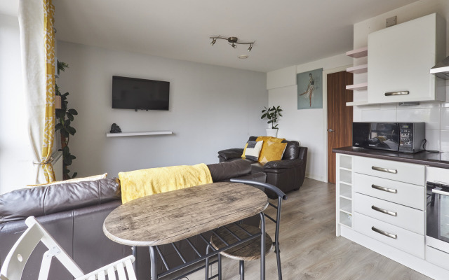 Host Stay London Avenue