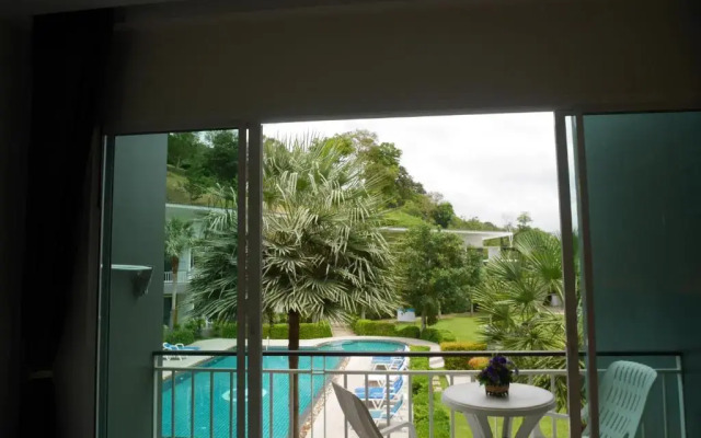 Gypsy Sea View Resort